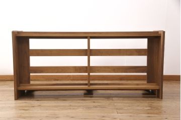 中古　REAL Style(リアルスタイル)　GRAN sofa(グランソファ)　ウォールナット無垢材　本革　モダンな空間を演出する3人掛けソファ(三人掛け、3P、アームソファ)(R-051790)