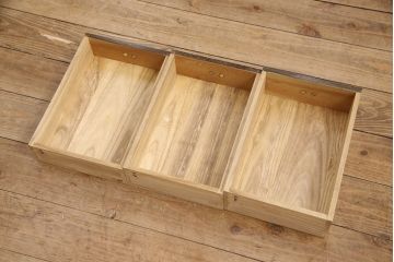 中古　美品　国産手造り家具　コンパクトに収納できてお部屋に取り入れやすい、折りたたみ式文机(折り畳み、座机、ローテーブル、座卓、小引き出し)(R-051799)