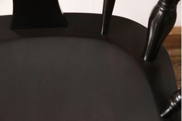 中古　北海道民芸家具　上品な雰囲気漂うアームチェア(ウィンザーチェア、ダイニングチェア、板座チェア、ウインザーチェア)(R-051803)