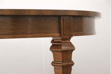 中古　美品　DREXEL HERITAGE(ドレクセルヘリテイジ)　FRANCESCA(フランチェスカ)シリーズ　優美な佇まいのダイニングテーブル(2人掛け、4人掛け)(R-051811)