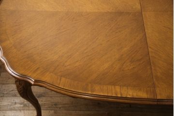中古　DREXEL HERITAGE(ドレクセルヘリテイジ)　アメリカ輸入モデル　格調高いデザインが魅力的なニレ材製エクステンションテーブル(拡張式テーブル、ダイニングテーブル)(R-051812)