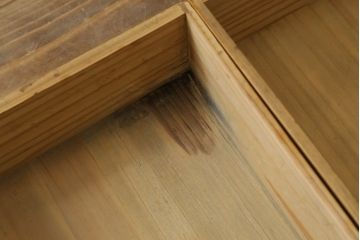 和製アンティーク　極上　三方ケヤキ材　印象的な丸い金具と、ケヤキの杢目が互いに引き立て合う上手二本松帳場箪笥(収納箪笥、引き出し、サイドキャビネット、戸棚)(R-051814)