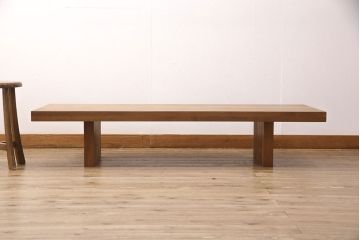 中古　美品　リアルスタイル(REALStyle)　ウォールナット材　キノーシャ(KENOSHA)　シンプルなリビングテーブル(ローテーブル、センターテーブル、座卓)(定価約19万円)(R-051821)