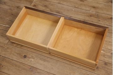 中古　美品　松本民芸家具　シックな雰囲気がおしゃれなA型食器棚(カップボード、キャビネット、収納棚、戸棚)(定価約50万円)(R-051823)