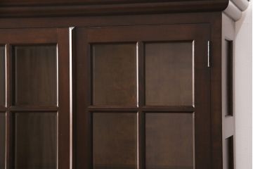 中古　美品　松本民芸家具　シックな雰囲気がおしゃれなA型食器棚(カップボード、キャビネット、収納棚、戸棚)(定価約50万円)(R-051823)