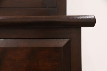 中古　美品　松本民芸家具　シックな雰囲気がおしゃれなA型食器棚(カップボード、キャビネット、収納棚、戸棚)(定価約50万円)(R-051823)