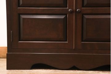 中古　美品　松本民芸家具　シックな雰囲気がおしゃれなA型食器棚(カップボード、キャビネット、収納棚、戸棚)(定価約50万円)(R-051823)