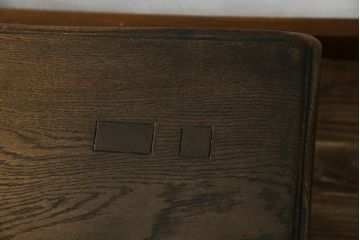 ビンテージ　美品　神戸洋家具　永田良介商店　特注品　民芸風　シンプルなデザインがお部屋に取り入れやすいナラ材製ローテーブル(座卓、センターテーブル、ヴィンテージ)(R-051825)