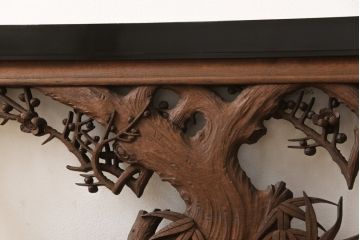 アンティーク建具　楠木(クスノキ)材　梅の木と笹の彫刻がお見事!!　和の風情を高める彫刻欄間(明かり取り、明り取り)(R-051831)