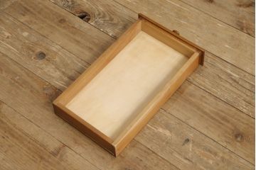 中古　美品　横浜ダニエル(daniel)　カントリー調のデザインが可愛らしいテレフォンベンチ(サイドテーブル、テーブル付きチェア)(R-051836)