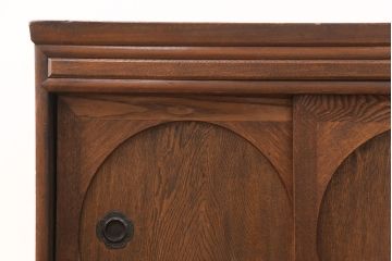 和製アンティーク　前面ケヤキ材　ガラスを入れて丸窓にリメイク!　レトロなデザインが可愛らしい収納戸棚(テレビボード、テレビ台、サイドボード、ローボード)(R-051838)