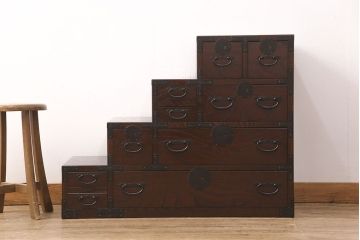 中古　美品　青木産業製　上質な和の雰囲気香る階段箪笥(江戸整理タンス、収納箪笥、和タンス)(定価約25万円)(R-051839)