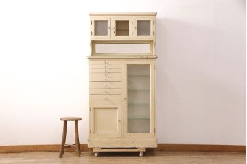 和製アンティーク　整理収納に活躍!シャビーな風合いがお洒落なデンタルキャビネット(デンタルケース、ケビント、収納棚、戸棚)(R-051841)