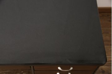 中古　激レア品　DREXEL HERITAGE(ドレクセルヘリテイジ)　Walt Disney Signature(ウォールトディズニー)　コラボレーション品　希少!天板御影石の両袖机(プレジデントデスク、ニーホールデスク、ワークデスク、在宅ワーク、在宅用)(R-051859)