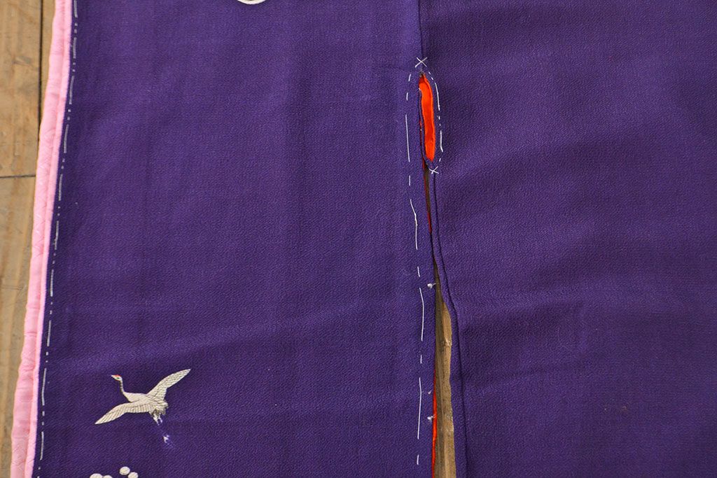 アンティーク着物　飛鶴に梅　刺繍打掛(正絹、古布)(R-051870)