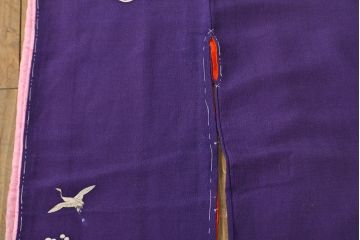 アンティーク着物　飛鶴に梅　刺繍打掛(正絹、古布)(R-051870)