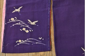 アンティーク着物　飛鶴に梅　刺繍打掛(正絹、古布)(R-051870)