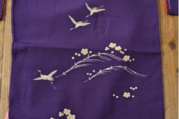 アンティーク着物　飛鶴に梅　刺繍打掛(正絹、古布)(R-051870)