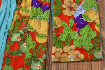 アンティーク着物　フルーツ柄錦紗縮緬　刺繍打掛(正絹、古布)(R-051873)