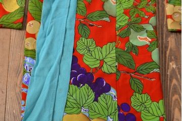 アンティーク着物　フルーツ柄錦紗縮緬　刺繍打掛(正絹、古布)(R-051873)