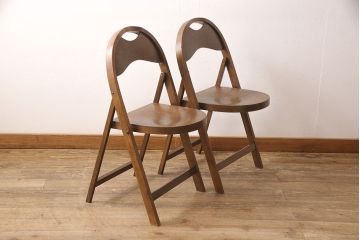 ヨーロッパビンテージ　ヴィンテージ家具　素朴な木の風合いが味わい深い折り畳みチェア2脚セット(折りたたみ、椅子、板座チェア)(R-051874)