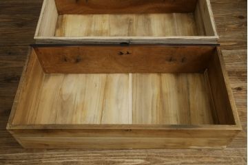 アンティーク家具　前面ケヤキ材　五丁引き　黒柿材を縁に使用した重ね箪笥(衣装箪笥、和タンス、引き出し、チェスト)(R-051875)