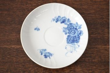 ROYAL COPENHAGEN  ロイヤルコペンハーゲン　ブルーフラワー　ティーポット・シュガーポット・クリーマー・カップ&ソーサーセット(洋食器、ミルクポット、ミルクジャグ、ティーセット)(R-051877)