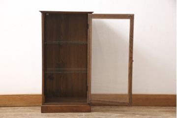 アンティーク家具　三方栗材　レトロスタイルやナチュラルスタイルにおすすめの卓上ガラスケース(飾り棚、収納棚、コレクションケース、陳列棚、店舗什器)(R-051879)