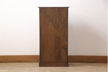 アンティーク家具　三方栗材　レトロスタイルやナチュラルスタイルにおすすめの卓上ガラスケース(飾り棚、収納棚、コレクションケース、陳列棚、店舗什器)(R-051879)