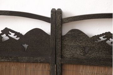 和製アンティーク　蝶や花の透かし彫りが可愛らしい四連衝立(パーテーション、つい立て)(R-051884)