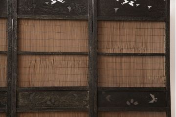 和製アンティーク　蝶や花の透かし彫りが可愛らしい四連衝立(パーテーション、つい立て)(R-051884)