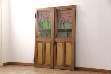 アンティーク建具　国産　ノスタルジックな雰囲気漂うステンドグラス入り両開きドア(玄関ドア、ガラス戸、ガラス扉)(R-051888)