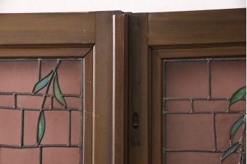 アンティーク建具　国産　ノスタルジックな雰囲気漂うステンドグラス入り両開きドア(玄関ドア、ガラス戸、ガラス扉)(R-051888)