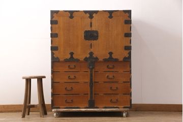 最高級　超レア　博物館クラス!!　飛騨高山　内部まで総春慶塗りが施された総桐二段重ね帳場箪笥(収納箪笥、時代箪笥、和タンス、桐箪笥、桐たんす)(R-051922)