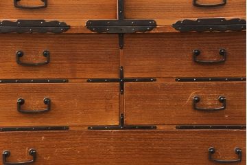 最高級　超レア　博物館クラス!!　飛騨高山　内部まで総春慶塗りが施された総桐二段重ね帳場箪笥(収納箪笥、時代箪笥、和タンス、桐箪笥、桐たんす)(R-051922)