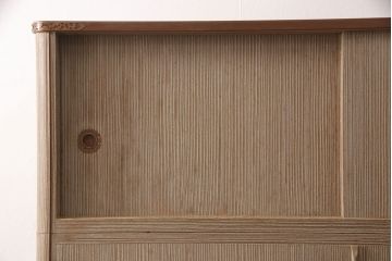 中古　中沢和夫作　桐材に桑材のラインがアクセントになった上品な加茂総桐箪笥(胴丸、総桐たんす、総桐箪笥、衣装箪笥、着物箪笥、和タンス)(R-051925)