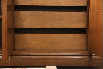 中古　美品　マホガニー材　DREXEL HERITAGE(ドレクセルヘリテイジ)　FRANCESCA(フランチェスカ)シリーズ　クリデンザ(クレデンザ、収納棚、キャビネット、サイドボード)(定価約90万円)(R-051926)