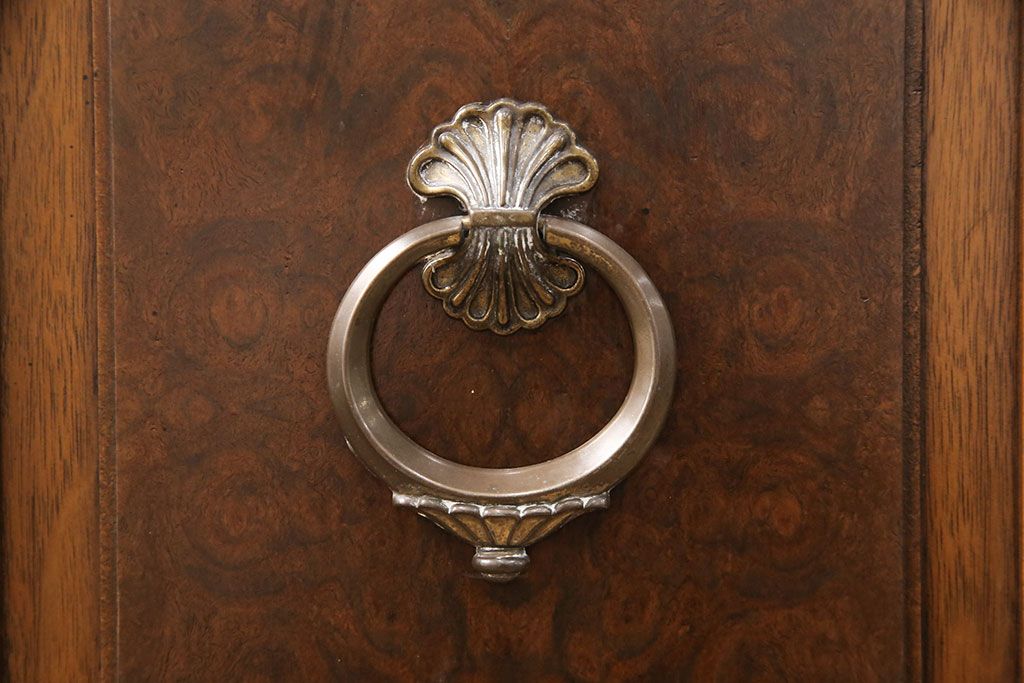 中古　美品　マホガニー材　DREXEL HERITAGE(ドレクセルヘリテイジ)　FRANCESCA(フランチェスカ)シリーズ　クリデンザ(クレデンザ、収納棚、キャビネット、サイドボード)(定価約90万円)(R-051926)