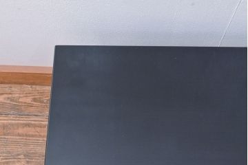 中古　モリシゲ(MORISHIGE/森繁)　総漆塗り　隅にあしらわれた花が美しい文机(定価約33万円)(ローテーブル、机)(R-051930)