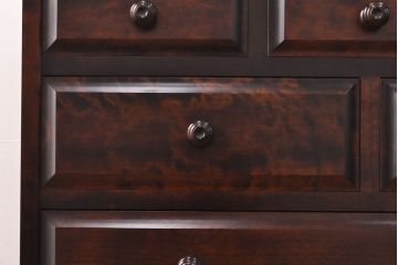 中古　美品　北海道民芸家具　HM533　シックな佇まいが素敵なチェスト(引き出し、衣装箪笥、洋服タンス)(定価約25万円)(R-051959)