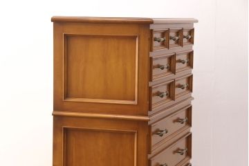 中古 美品 横浜ダニエル(daniel) 温かみのある色合いが魅力的なチェスト(定価約80万円)(引き出し、衣装箪笥、洋服タンス)(R-051960)