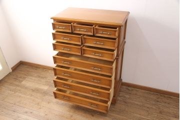 中古 美品 横浜ダニエル(daniel) 温かみのある色合いが魅力的なチェスト(定価約80万円)(引き出し、衣装箪笥、洋服タンス)(R-051960)