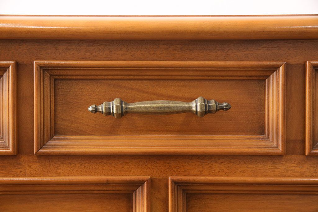 中古 美品 横浜ダニエル(daniel) 温かみのある色合いが魅力的なチェスト(定価約80万円)(引き出し、衣装箪笥、洋服タンス)(R-051960)