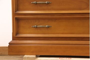 中古 美品 横浜ダニエル(daniel) 温かみのある色合いが魅力的なチェスト(定価約80万円)(引き出し、衣装箪笥、洋服タンス)(R-051960)