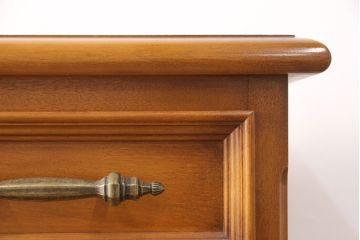 中古　美品　横浜ダニエル(daniel)　温かみのある色合いが魅力的なチェスト(定価約80万円)(引き出し、衣装箪笥、洋服タンス)(R-051960)