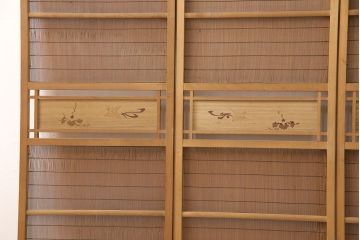 中古　民芸家具　植物をあしらったデザインが可愛らしい四連衝立(パーテーション、仕切り、つい立て)(R-051961)