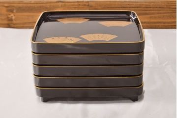 大正〜昭和初期　金蒔絵木製お膳5枚セット(お盆)(R-051962)