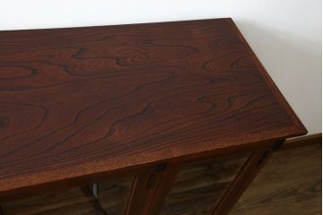 中古　伝統工芸　岩谷堂箪笥　金具の細やかなデザインが美しいサイドボード(ガラス戸棚、収納棚、キャビネット)(R-051964)