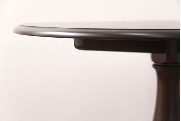 新古品　展示品　北海道民芸家具　樺材　HM472シリーズ　上品な優しい雰囲気を醸し出す円形テーブル(ラウンドテーブル、ダイニングテーブル、コーヒーテーブル)(定価約18万円)(R-051966)