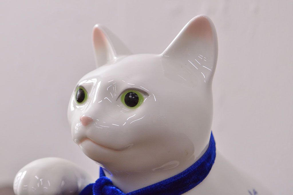 ノリタケ　Noritake　招き猫(中)　青小花　置物(ホームアクセサリー、ディスプレイ、置き物)(R-051981)